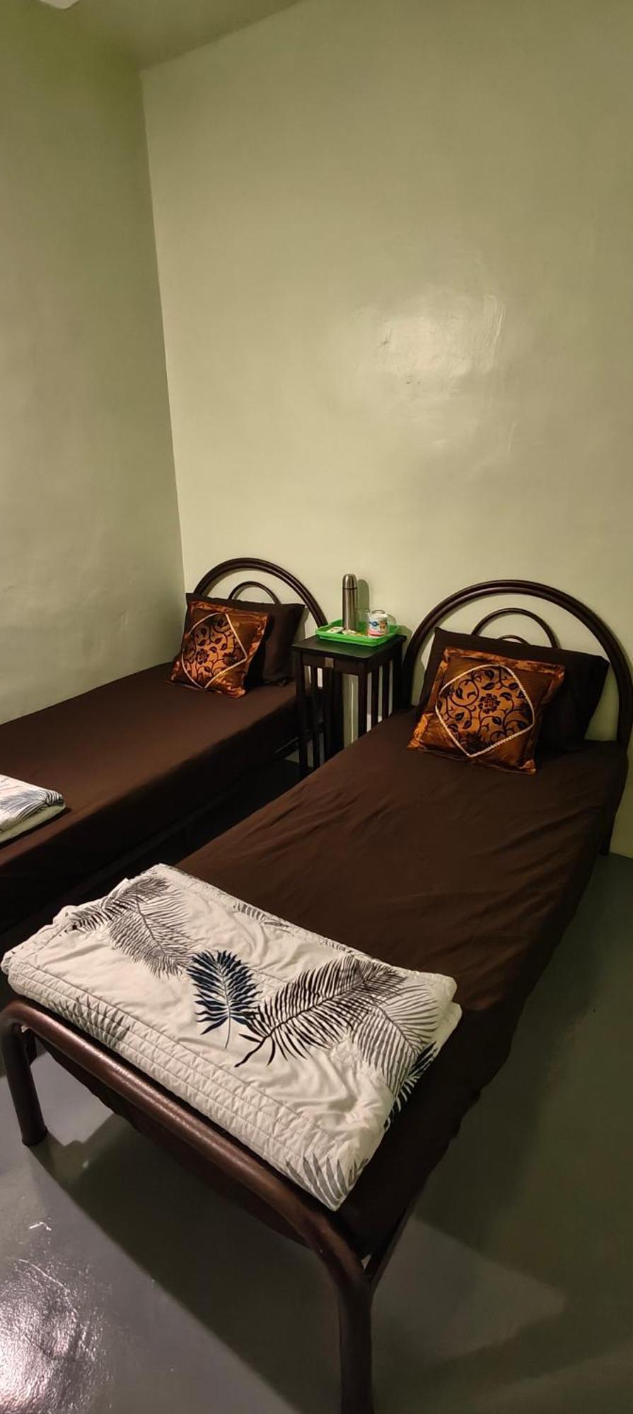 Snoopy Homestay Two Bedroom 峇株巴辖 外观 照片